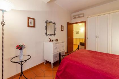 San Pietro Cozy Apartment with Terrace! - image 19