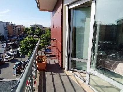 Nice apartment close Metro C - Mirti - image 4