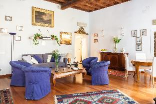 Luxury Trevi Apartment - image 7