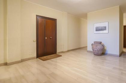 EUR Luminous and Large Family Terrace Apartment - image 18