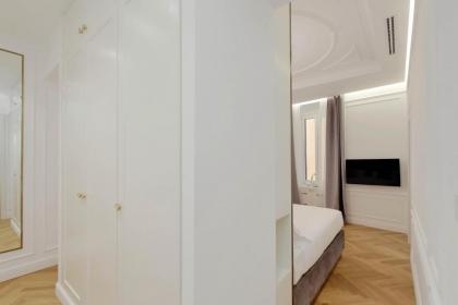 Domna Luxury Suites - image 11