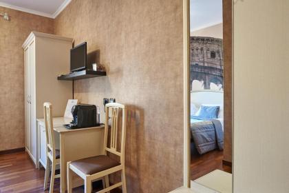 B&B Le Suite Di Via Catone - image 11