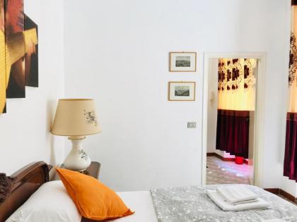 Stunning 4 Room Apartment in Rome - image 19