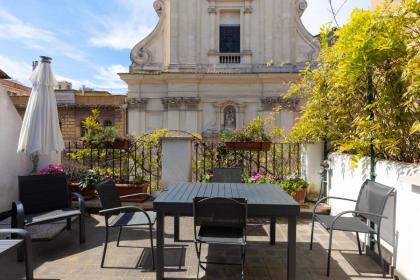 Navona Open Space Apartments - image 20