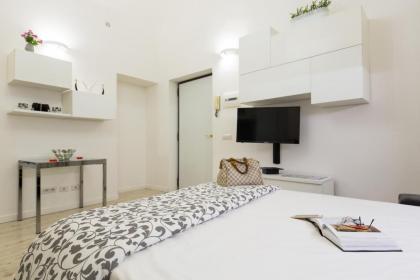 Navona Open Space Apartments - image 8