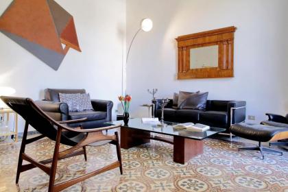 Tiberina Spacious Apartment - image 10