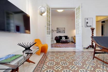 Tiberina Spacious Apartment - image 16