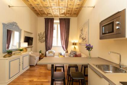 Spanish Steps Exclusive Rental in Rome - image 10