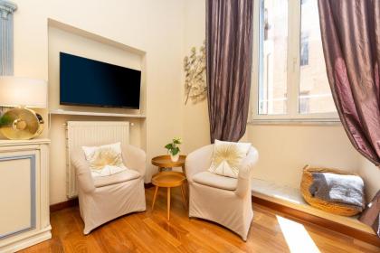 Spanish Steps Exclusive Rental in Rome - image 14