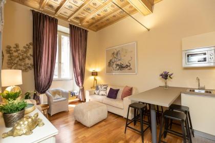 Spanish Steps Exclusive Rental in Rome - image 8