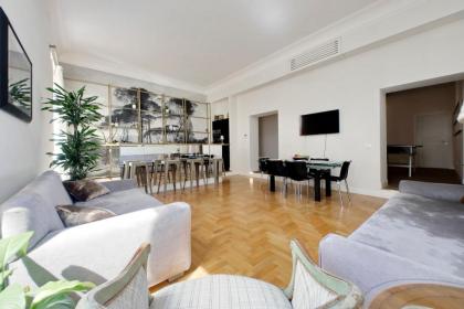 TreasureRome - Quattro Fontane Luxury Apartment - image 8