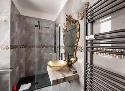 4BNB - Luxury Mazzini Apartment - image 6