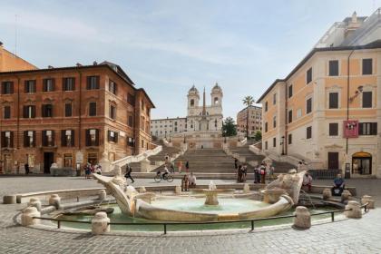 Piazza di Spagna Elegant Flat - image 3