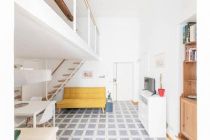 iFlat Yellow Monti Studio Apartment - image 6