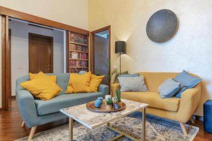 Castel Sant'Angelo Design Apartment - image 13