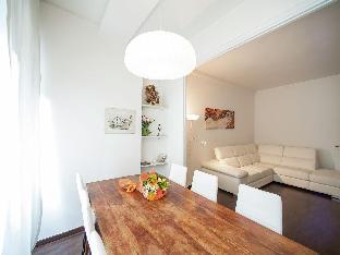 Spacious Apartment in Rome near Sea - main image