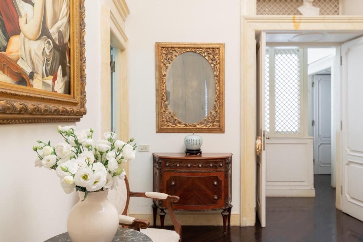 iFlat Spanish Steps Luxury and Historical Apt - image 4