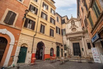 Largo dei Librari unique apartment Rome