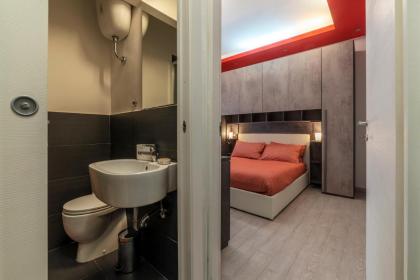 Trastevere Modern Apartment - image 14