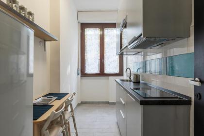 Trastevere Modern Apartment - image 16