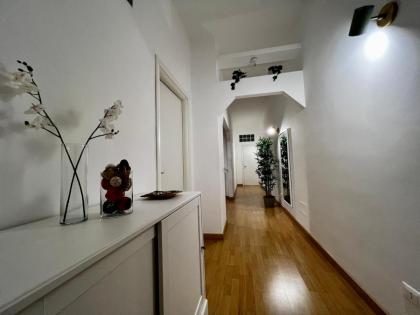 Conte Rosso Apartment - image 16