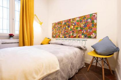 Trastevere Colorful Apartment with Terrace! - image 4