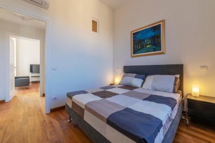 Trastevere Luxury Apartment with Terrace - image 4