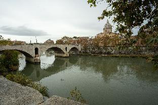 Close to San Pietro and Castel S Angelo Loft Gianicolo - image 2