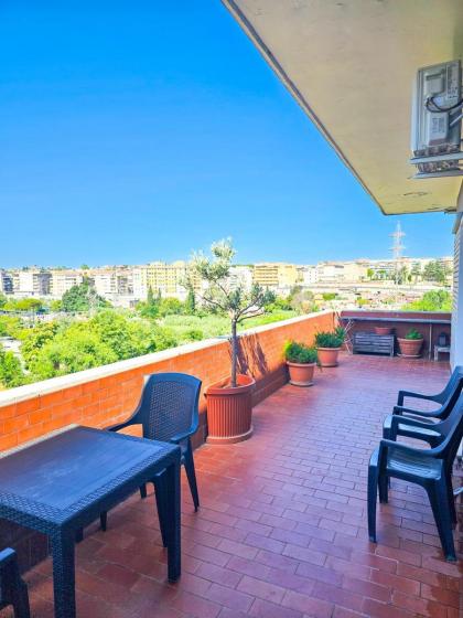 Park front  penthouse with terrace  - image 17