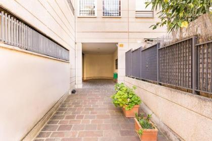 [PENTHOUSE ROME- 5 stars] elegant apartment - image 8