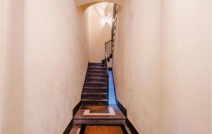 Stunning Apartment In Roma With Wifi And 2 Bedrooms - image 9