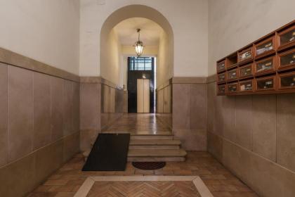 Warm Apt In Ancient Building In Vatican-p S Pietro - image 1