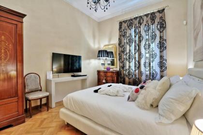 Rome luxury apartment to Spanish Steps - image 9