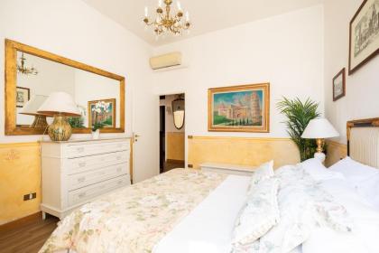 Cozy and Chic Suite near Campo de Fiori - image 13