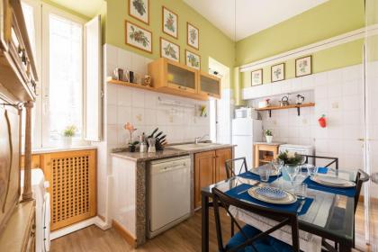 Cozy and Chic Suite near Campo de Fiori - image 9