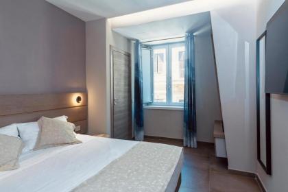 The Point Suites Rome - Guest House - image 4