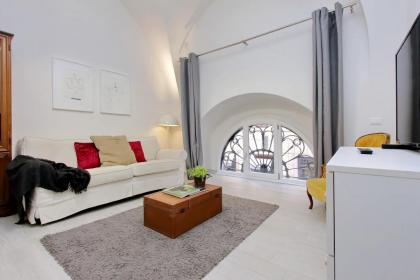 Ponte Cavour Apartment - image 10