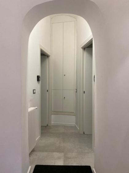 Rione Monti Studio Apt with private garden - image 10