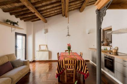 Monti Sweet Apartment - image 15