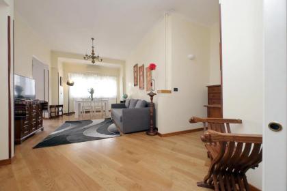 Cipro Vatican Apartment - image 5