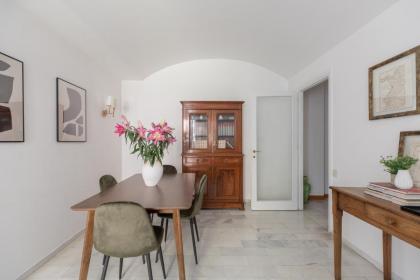 iFlat Bright Apartment near Caracalla Baths - image 12