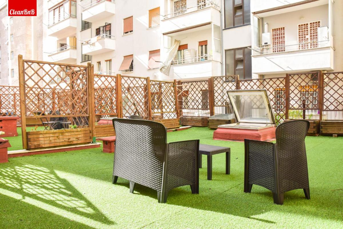 Tiburtina Terrace Apartments - image 4