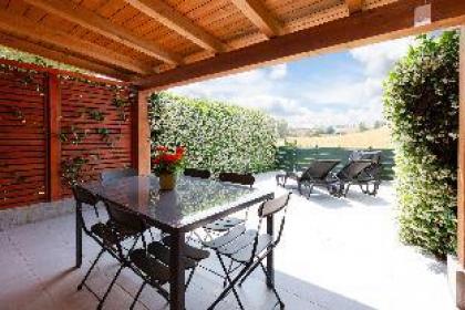 Apt 3 - Tenuta Capizucchi - Pool & Garden - image 8