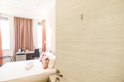 Erreggi Luxury Rooms - image 4