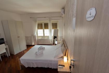 Aurelio Deluxe Rooms - image 11