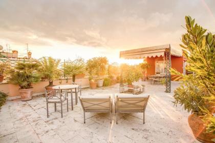 Exclusive Terrace Campo di fiori Pantheon - image 19