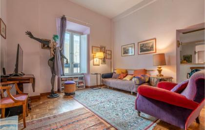 Amazing apartment in Roma with WiFi and 2 Bedrooms - image 1