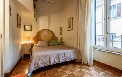 Amazing apartment in Roma with WiFi and 2 Bedrooms - image 5