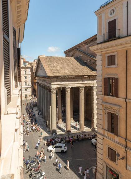 The Pantheon Terrace Experience Rome