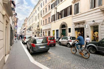 Canova Rooms in Spanish Steps - image 9